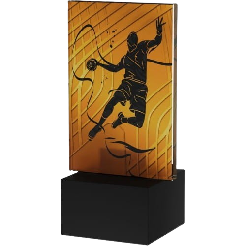 Mini trofeum Amber Line AG1-12/HAN – piłka ręczna: szklana statuetka na marmurowej podstawie (12,5 cm, gr. 0,6 cm). Dynamiczna grafika zawodnika, idealna na turnieje i MVP. Personalizacja: tabliczka 45×23 mm z nadrukiem.