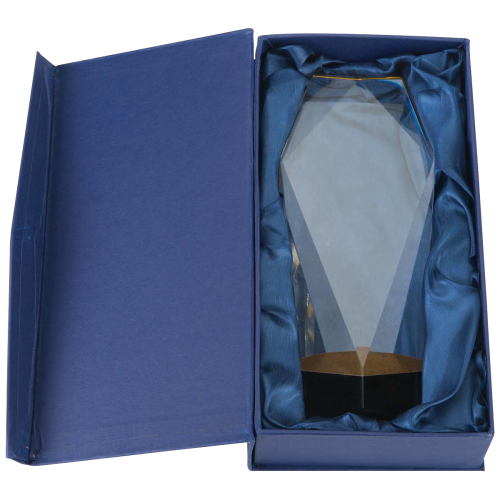 Trofeum szklane W690.03 - z brązowym akcentem i czarną podstawą, etui w zestawie. Możliwość personalizacji grawerem laserowym. Idealne na zawody sportowe, konkursy i uroczystości firmowe.