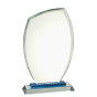 Statuetka szklana GL.029.A – owalna tafla szkła na podstawie z niebieskim akcentem, etui w zestawie. Dostępna w trzech rozmiarach. Możliwość personalizacji grawerem laserowym. Idealna na zawody sportowe, konkursy i uroczystości firmowe.