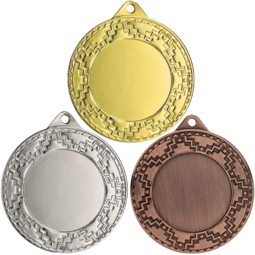 Medale sportowe złoty srebrny brązowy ME0340 – okrągłe medale śr. 4 cm z miejscem na emblemat i zdobionym rantem. Uniwersalna nagroda na zawody szkolne, turnieje i olimpiady dla dzieci i dorosłych.