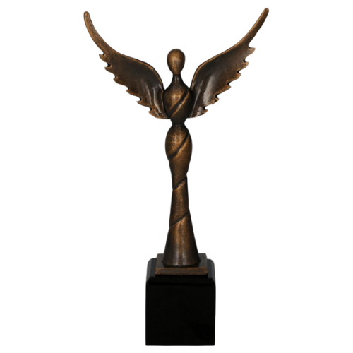 Figurka odlewana RFST3062/BR Wiktoria – zwycięstwo w brązowym wykończeniu to elegancka nagroda o symbolicznym charakterze. Smukła forma ze skrzydłami świetnie sprawdzi się na galach, konkursach i jubileuszach. Miejsce na tabliczkę z nadrukiem.
