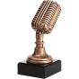 Statuetka RFST2079/BR motywem klasycznego mikrofonu w stylu retro. Sprawdzi się jako nagroda na konkursy wokalne, festiwale muzyczne i wydarzenia sceniczne. Na podstawie można umieścić tabliczkę z grawerem z nazwą wydarzenia lub kategorią nagrody.