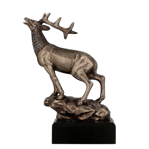 Statuetka odlewana Jeleń RFST3010/BR z motywem myśliwskim. Idealna nagroda dla myśliwych, kół łowieckich oraz na konkursy i wydarzenia łowieckie. Statuetka w kolorze brązu z miejscem na tabliczkę z grawerem z nazwą wydarzenia, trofeum lub dedykacją.