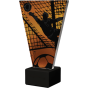 Trofeum szklane V-Line VL1/SOC4  „Piłka Nożna – Bramkarz” na marmurowej podstawie, z dynamiczną grafiką w pomarańczowej tonacji. Idealne na turnieje i nagrody MVP; personalizacja tabliczką z nadrukiem.