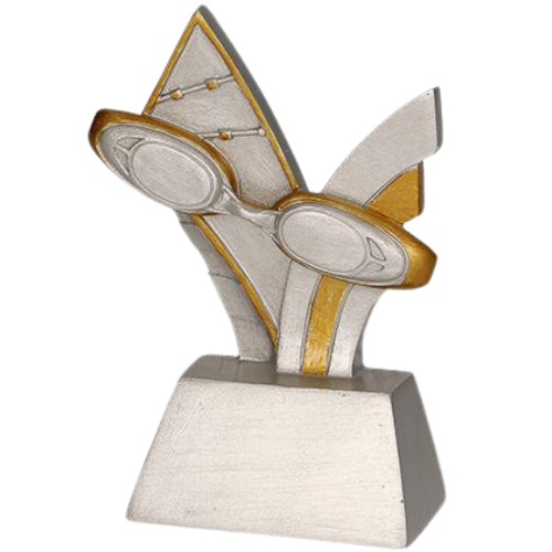 Figurka odlewana Pływanie RE026 (10 cm) – dynamiczny motyw pływaka w srebrno-złotym wykończeniu. Idealna na zawody i nagrody klubowe; miejsce na tabliczkę 45×25 mm z nadrukiem. Trwały odlew.
