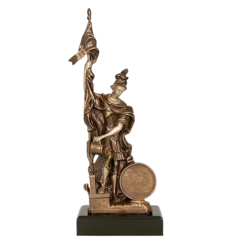 Statuetka odlewana RFST2021 Patron Strażaków z postacią św. Floriana na ciemnej podstawie. Model w kolorze brązu sprawdzi się jako nagroda, wyróżnienie lub upominek dla strażaków i jednostek OSP. Miejsce na tabliczkę z nadrukiem.