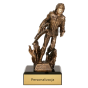 Statuetka odlewana RTYR3768 Strażak w Pożarze w kolorze brązu na ciemnej podstawie. Model przedstawia strażaka wśród płomieni i sprawdzi się jako nagroda, wyróżnienie lub podziękowanie dla strażaków. Miejsce na tabliczkę z nadrukiem.
