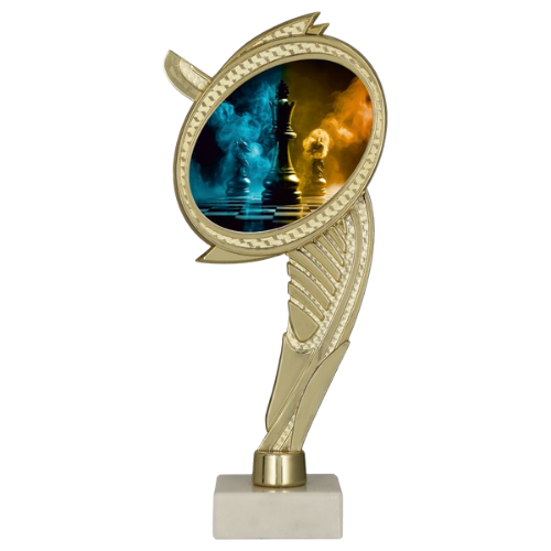 Trofeum plastikowe WING-WM/CHE na marmurowej podstawie – szachy z grafiką figur szachowych na kontrastowym tle. Lekki model sprawdzi się na turnieje, konkursy i wyróżnienia szachowe. Miejsce na tabliczkę z nadrukiem.