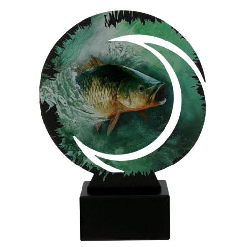 Statuetka metalowa WR-FIS2 Ryba W Nurcie Wody z efektowną grafiką ryby na okrągłym froncie. Model na ciemnej podstawie sprawdzi się jako nagroda na zawody, konkursy i wydarzenia wędkarskie. Miejsce na tabliczkę z nadrukiem.