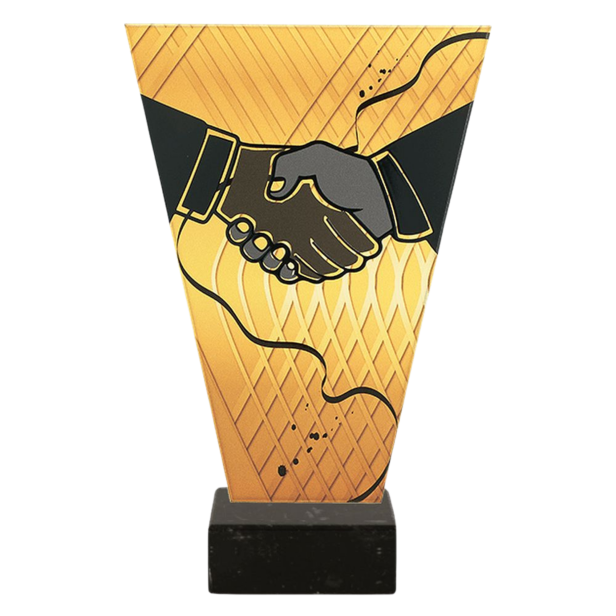 Trofeum VL1/HUG V-Line – Ogólne Uścisk Dłoni to nowoczesna nagroda na podziękowania, jubileusze i wyróżnienia biznesowe. Motyw uścisku dłoni podkreśla współpracę i zaufanie. Miejsce na tabliczkę z nadrukiem.
