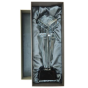 Statuetka szklana C004 z etui w komplecie to elegancka nagroda na gale, jubileusze i wyróżnienia firmowe. Nowoczesna forma podkreśla prestiż upominku, a dołączone etui ułatwia wręczenie i przechowywanie.