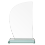 Statuetka szklana G035 – eleganckie trofeum ze szkła z zaokrąglonym szczytem na podstawce. Wys. 21 cm, szer. 12 cm, grub. 1,5 cm. Idealna na grawer – nagroda firmowa lub sportowa. W komplecie z niebieskim satynowym etui.