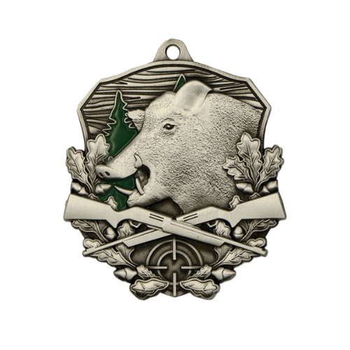 Medal myśliwski MD1670/AS – odlewany medal w kolorze antycznego srebra z motywem dzika, strzelb i celownika. Idealna nagroda na zawody strzeleckie, polowania lub upominek dla myśliwego.