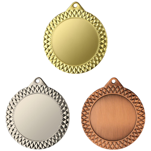 Medale sportowe złoty srebrny brązowy MMC1270 – duże okrągłe medale śr. 7 cm z miejscem na emblemat i wzorem kratki. Idealna nagroda na zawody sportowe, turnieje szkolne i klubowe.