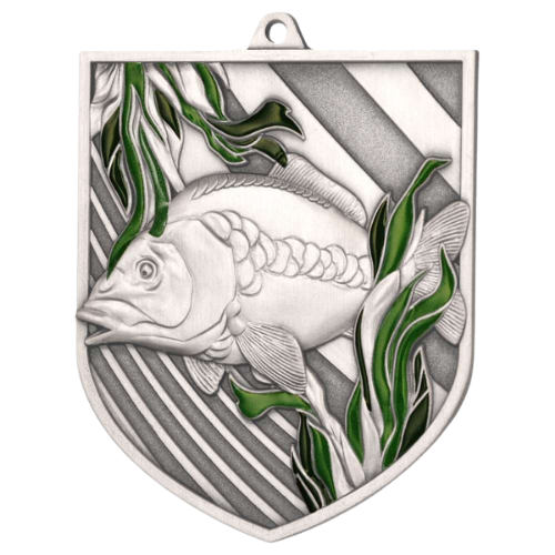 Srebrny medal odlewany wędkarstwo karp MD8053/S – odlewany medal w kształcie tarczy 80x65 mm z motywem karpia. Wykonany z metalu z kolorowymi emaliami. Idealna nagroda na zawody wędkarskie i turnieje klubowe.