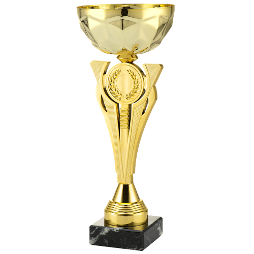 Puchar złoty ET.481.01.C – puchar wys. 34 cm z czaszą śr. 14 cm na czarnej podstawie marmurowej. Wykonany z plastiku i metalu pokrytego złotą powłoką, miejsce na emblemat śr. 25/50 mm. Idealna nagroda na zawody sportowe i uroczystości.