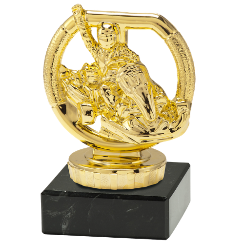 Statuetka karting ST.920.01.A – złota statuetka z motywem gokarta, na czarnej podstawie marmurowej. Wysokość 100 mm. Idealna nagroda na zawody kartingowe i wyścigi gokartów.