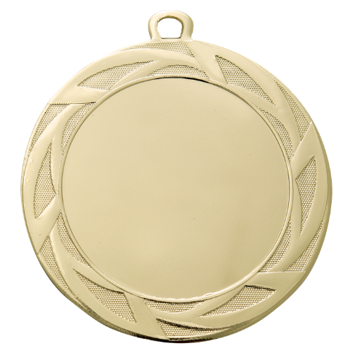 Medal złoty ME.105.01.D – okrągły medal z geometrycznym wzorem zdobiącym obrzeże, wykonany z metalu. Miejsce na emblemat z przodu oraz pole na grawer z tyłu. Idealny na pierwsze miejsce, zawody sportowe i uroczystości.