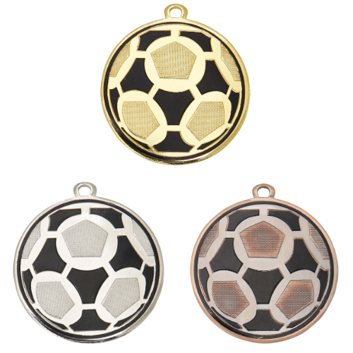Medal DI5009 – medal z motywem piłki nożnej i dwukolorowym wykończeniem, wykonany z metalu. Pole na grawer z tyłu. Dostępny w wersji złotej, srebrnej i brązowej. Idealny na turnieje piłki nożnej, zawody sportowe i uroczystości.