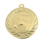 Medal złoty DI5000.U.01 – medal jeździecki z wizerunkiem głowy konia w wieńcu laurowym, wykonany z metalu. Pole na grawer z tyłu. Idealny na pierwsze miejsce i zawody jeździeckie.