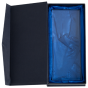 Statuetka szklana W371-W373 szklane trofeum ze ściętą krawędzią, etui w zestawie. Dostępne w trzech rozmiarach. Możliwość personalizacji grawerem laserowym lub nadrukiem UV. Idealne na zawody sportowe, konkursy i uroczystości firmowe.