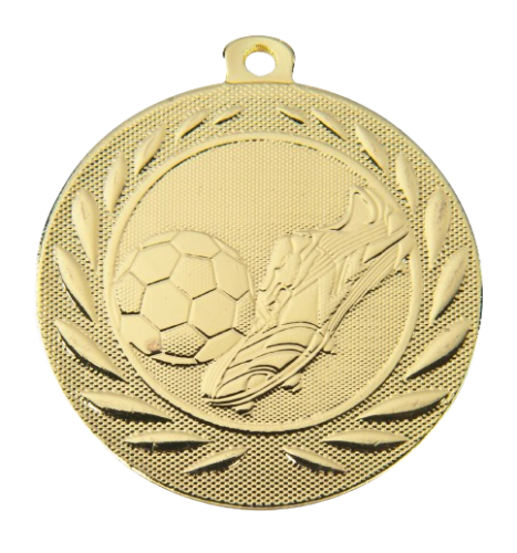 Medal złoty DI5000.B.01 – tematyczny medal piłkarski z reliefem piłki i buta w wieńcu laurowym, wykonany z metalu. Pole na grawer z tyłu. Idealny na pierwsze miejsce, turnieje piłki nożnej i zawody sportowe.