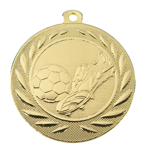 Medal złoty DI5000.B.01 – tematyczny medal piłkarski z reliefem piłki i buta w wieńcu laurowym, wykonany z metalu. Pole na grawer z tyłu. Idealny na pierwsze miejsce, turnieje piłki nożnej i zawody sportowe.