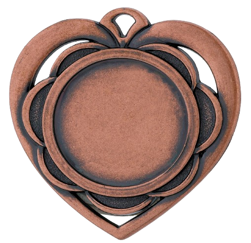 Medal brązowy serce D87.03 – metalowy medal w kształcie serca, śr. 50 mm, wykonany z zamaku. Miejsce na emblemat śr. 25 mm z przodu oraz pole na grawer śr. 33 mm z tyłu. Idealny na trzecie miejsce, zawody sportowe i uroczystości.