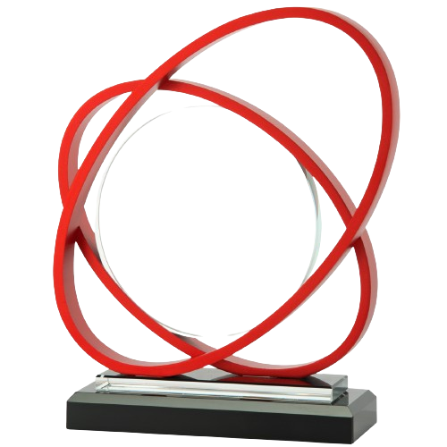 Trofeum szklane W570.08 – okrągłe, otoczone czerwonymi pierścieniami, na czarnej podstawie, etui w zestawie. Możliwość personalizacji grawerem laserowym. Idealne na zawody sportowe, konkursy i uroczystości firmowe.