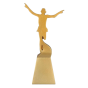Biegowa statuetka RP5013 odlewana przedstawiająca sylwetkę zawodnika przekraczającego linię mety. Nowoczesna forma i złote wykończenie podkreślają sportowy charakter. Idealna na biegi, zawody lekkoatletyczne i wyróżnienia dla najlepszych biegaczy.
