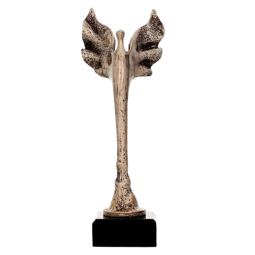 Statuetka odlewana RFST2073/BR Wiktor w brązowym wykończeniu to elegancka, uniwersalna nagroda na gale, konkursy i jubileusze. Smukła forma podkreśla prestiż wyróżnienia. Miejsce na tabliczkę z nadrukiem.